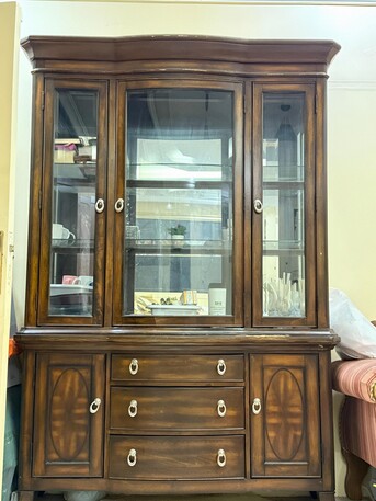 Jeddah, Household Items, SAR 1,  URGENT EXIT : Wooden Cabinet + New Mirror Set + LG TV