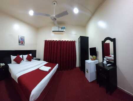 Sharjah, Holiday/Vacation Rentals, AED 3600/month,  Studio,  Cheap Hotel Room In Sharjah Near Clock Tower Al Nabba