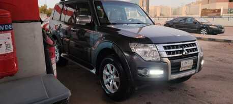 Riyadh, Vehicles, Cars & Trucks , SAR 47000,  Mitsubishi Pajero,  2017,  Automatic,  140000 KM,    Model Immaculate Condition Family Used Non Accidental