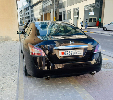 Manama, Vehicles, Cars & Trucks , BHD 1450,  Nissan Maxima,  2012,  Automatic,  170000 KM,