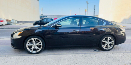 Manama, Vehicles, Cars & Trucks , BHD 1450,  Nissan Maxima,  2012,  Automatic,  170000 KM,