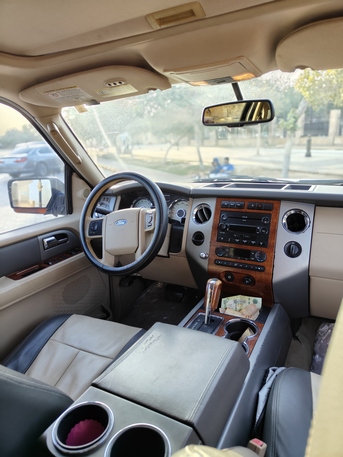 Riyadh, Vehicles, Cars & Trucks , SAR 25000,  Ford Expedition Eddie Bauer Full Option,  2007,  Automatic,  290000 KM,  Ford Expedition Full Option First Owner American Specs Brand New Car
