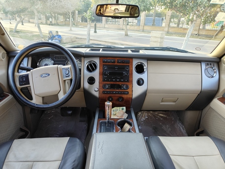 Riyadh, Vehicles, Cars & Trucks , SAR 25000,  Ford Expedition Eddie Bauer Full Option,  2007,  Automatic,  290000 KM,  Ford Expedition Full Option First Owner American Specs Brand New Car