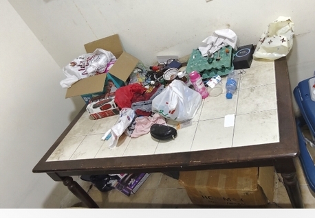 Jubail, Household Items, SAR 100,  Mattress & Table For Sale