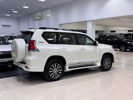 Manama, Vehicles, Cars & Trucks , BHD 18300,  Toyota Prado TX-L,  2022,  Automatic,  18700 KM,    (White)