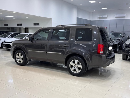 Manama, Vehicles, Cars & Trucks , BHD 2900,  Honda Pilot,  2014,  Automatic,  169600 KM,    (Grey)