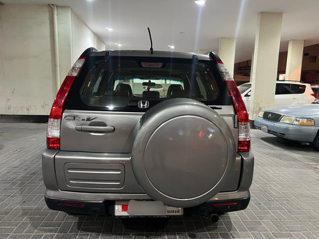 Riffa, Vehicles, Cars & Trucks , BHD 1400,  Honda CR-V,  2006,  Automatic,  400000 KM,    Full Option For Sale