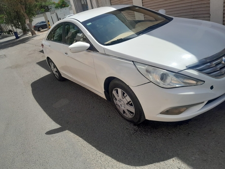 Riyadh, Vehicles, Cars & Trucks , SAR 29500,  Hyundai Sonata,  2014,  Automatic,  310000 KM,  HUNDAI SONATA  MODEL