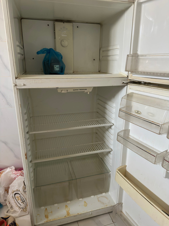 Riyadh, Electronics, SAR 300,  Fridge Kalvinator  32 Cubic Feet