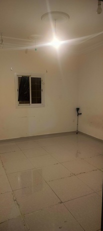 Jeddah, Rooms Available, SAR 850/month,  850/ Month(including Electricity) 1 Room Available In 3 BHK With Personal Washroom