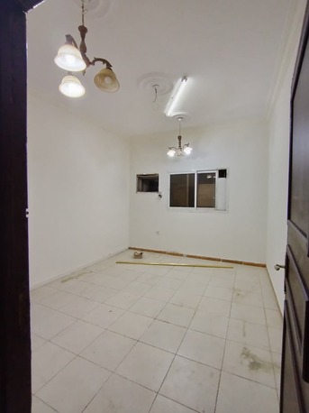 Al Rawdah, Apartments/Houses, SAR 40000/year,  4 BR,  GROUND FLOOR FAMILY APARTMENT WELL MAINTAIN NICE LOCATED VERY LARGE HOUSE