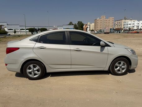 Yanbu, Vehicles, Cars & Trucks , SAR 31000,  Hyundai Accent,  2017,  Automatic,  140822 KM,   ,  140822km, Genuine Condition With Cruise And Eco Control