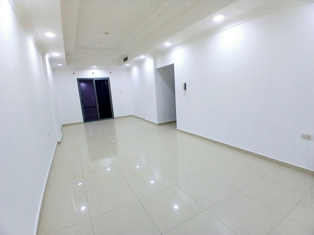 Hidd, Apartments/Houses, BHD 290,  2 BR,  Flat 2bhk Semi-furnished New Hidd