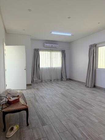 Muharraq, Apartments/Houses, BHD 600/month,  Furnished,  4 BR,  Semi Furnished House Available In Abu Kuwara