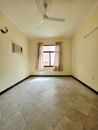 Hoora, Apartments/Houses, BHD 200/month,  2 BR,  Neet & Clean Semi Furnished 2 BHK Flat With Ewa @200/BD Hoora