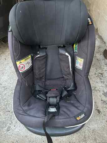South of France, Baby & Kid Stuff, EUR 100,  Besafe Car Seats With ISOFIX Bases