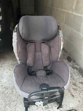 South of France, Baby & Kid Stuff, EUR 100,  Besafe Car Seats With ISOFIX Bases