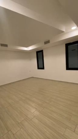 Kuwait City, Apartments/Houses, KWD 850/month,  5 BR,  For Those Who Appreciate Luxury And Privacy... Deluxe Duplex Apartment For Rent In Andalus