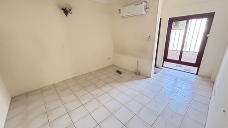 Umm Al Hassam, Apartments/Houses, BHD 220/month,  2 BR,  SEMI FURNISHED 2 BHK  APARTMENT FOR RENT IN UMM AL HASSAM-: 38185065