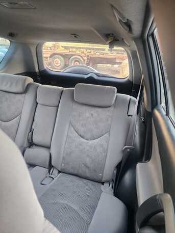 Riyadh, Vehicles, Cars & Trucks , Toyota RAV4 2011,  2011,  Automatic,  ,