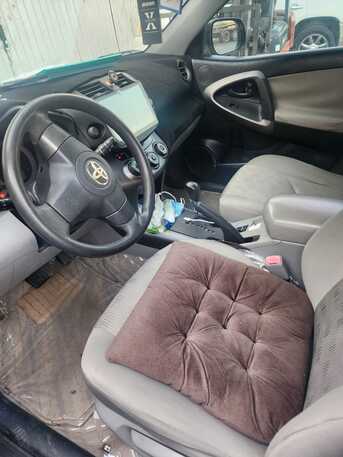 Riyadh, Vehicles, Cars & Trucks , Toyota RAV4 2011,  2011,  Automatic,  ,