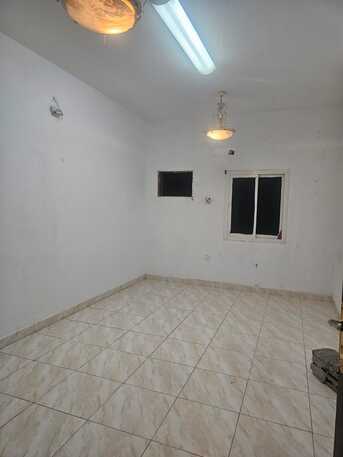 Riyadh, Apartments/Houses, SAR 1050/month,  Studio,  250 Sq. Meter,  Separate Room For Single Female In Shared Apartment &ndash; Near Lulu & Khurais Road, An Nahda