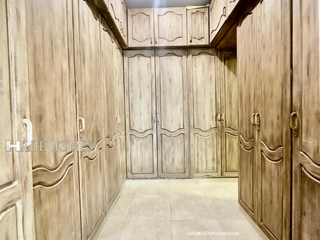 Kuwait City, Villas, KWD 2500,  Luxury Villa With Private Pool For Rent In Salwa