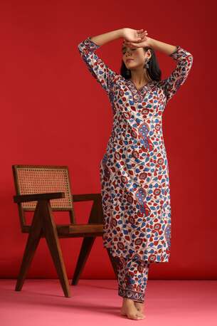 Jaipur, Clothing & Accessories, INR 1400,  Shop Daily Wear Cotton Straight Kurta With Trousers