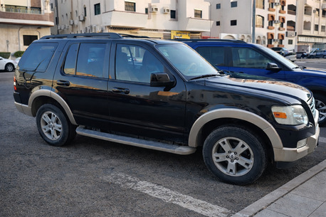 Jeddah, Vehicles, Cars & Trucks , SAR 18500,  Ford Explorer,  2009,  Automatic,  215 KM,