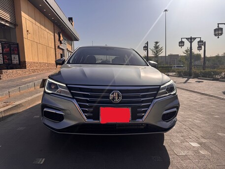Riyadh, Vehicles, Cars & Trucks , SAR 1042,  MG 5,  2023,  Automatic,  49000 KM,  Full Option (Luxury) &ndash; Excellent Condition Available For Transfer With No Transfer Fee.