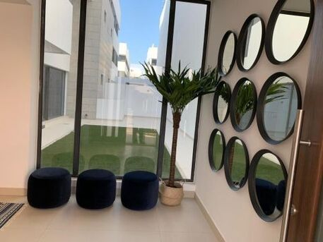 Kuwait City, Villas, KWD 2000,  A Villa With A Garden And Elevator Is Available For Rent In Al-Messila