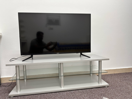Jubail, Appliances, SAR 400,  Samsung Smart LED 40 Inches With TV Stand