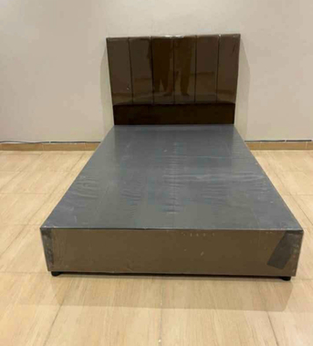 Jeddah, Furniture, SAR 5,  All Types Of Best Quality Medium Bed And Double Bed With Mattress Available In Low Price