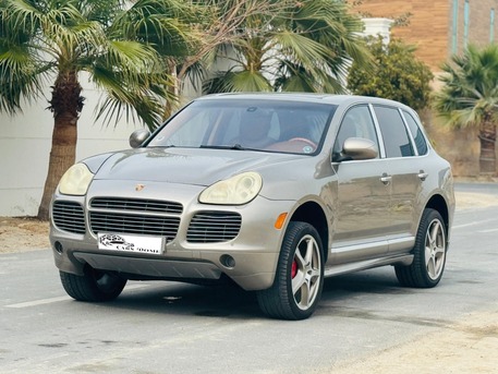 Manama, Vehicles, Cars & Trucks , BHD 1600,  Porsche Cayenne,  2006,  181000 KM,  First Owner - Turbo - Full Option
