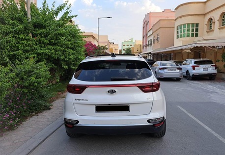 Manama, Vehicles, Cars & Trucks , BHD 4300,  Kia Sportage Full Option,  2020,  Automatic,  126000 KM,