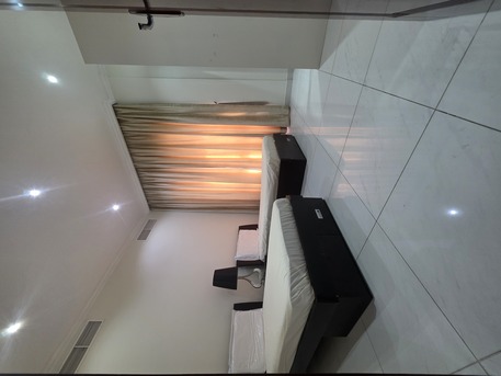 Adliya, Apartments/Houses, BHD 500/month,  Furnished,  3 BR,  ( Gym Pool WiFi Parking) Neet Fully Furnished 3 BHK Flat With Unlimited Ewa @500/BD Adliya