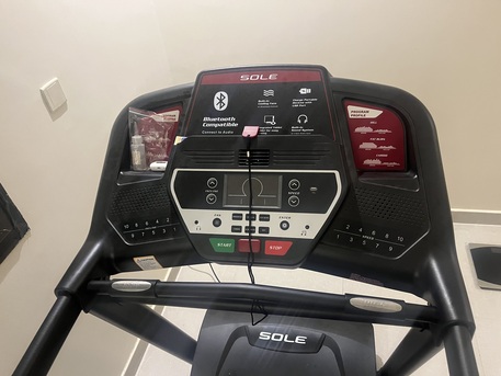 Madinah, Sporting Goods, SAR 2800,  Sole Fitness F60 Treadmill. 18kph; 12 Incline Levels