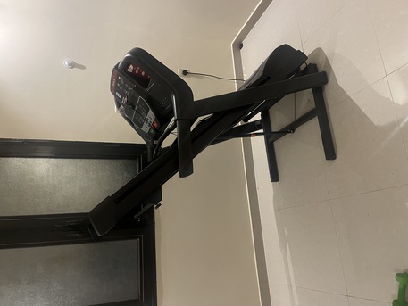 Madinah, Sporting Goods, SAR 2800,  Sole Fitness F60 Treadmill. 18kph; 12 Incline Levels