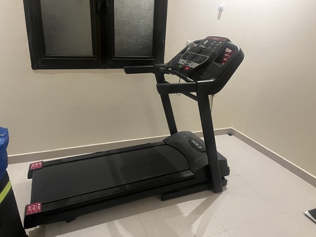 Madinah, Sporting Goods, SAR 2800,  Sole Fitness F60 Treadmill. 18kph; 12 Incline Levels