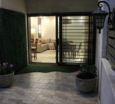 Amman, Apartments/Houses, JOD 10300/year,  Furnished,  2 BR,  160 Sq. Meter,  Furnished Apartment For Rent In 7th Circle