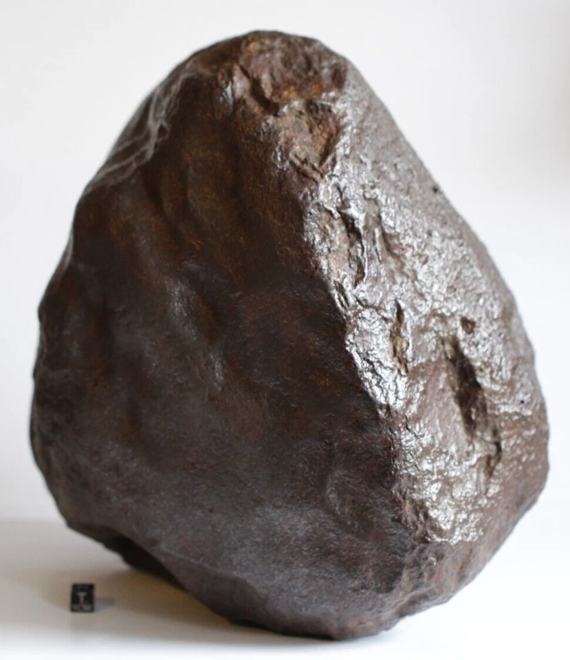 Amman, Materials, JOD 13000,  Rare Martian Meteorite