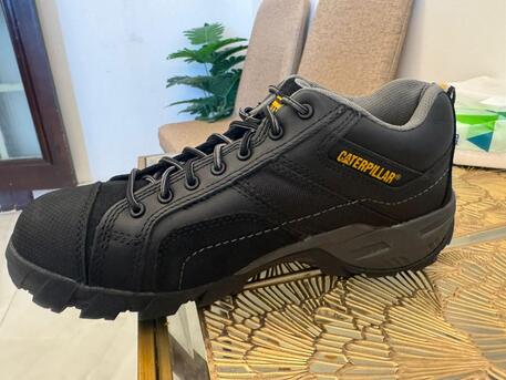 Riyadh, Clothing & Accessories, SAR 350,  CAT Argon CT Oxford Safety Shoes- NEW
