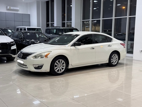 Manama, Vehicles, Cars & Trucks , BHD 1950,  Nissan Altima,  2013,  Automatic,  167200 KM,    (White)