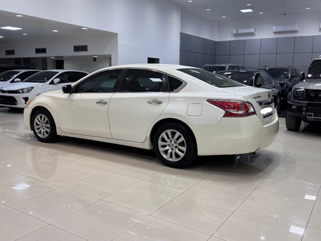 Manama, Vehicles, Cars & Trucks , BHD 1950,  Nissan Altima,  2013,  Automatic,  167200 KM,    (White)