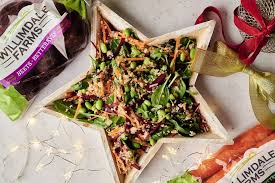 Toronto, Food, How To Make A Nutritious Beet, Carrot, Quinoa, And Spinach Salad At Home