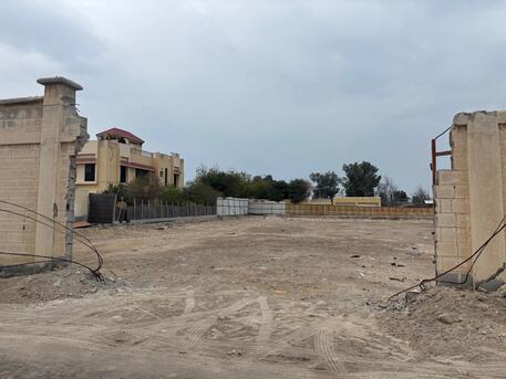 Manama, Businesses For Sale, Yard / Land For Rent In Buqwa 1,000sqm ,rent :500 BD  Contact WhatsApp : 39638308