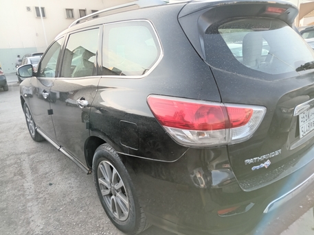Al Murabba, Vehicles, Cars & Trucks , SAR 28000,  Nissan Pathfinder,  2013,  Automatic,  270123 KM,    Family Car For Urgent Sale