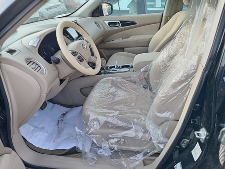 Al Murabba, Vehicles, Cars & Trucks , SAR 28000,  Nissan Pathfinder,  2013,  Automatic,  270123 KM,    Family Car For Urgent Sale