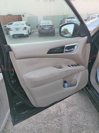 Al Murabba, Vehicles, Cars & Trucks , SAR 28000,  Nissan Pathfinder,  2013,  Automatic,  270123 KM,    Family Car For Urgent Sale