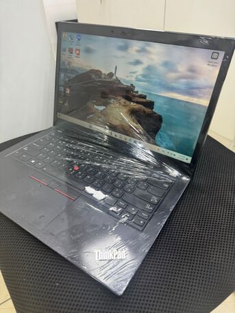 Riyadh, Computers, SAR 1100,  Lenovo Thinkpad T480S -i7-8th Gen(16GB RAM/512SSD)Touch Screen